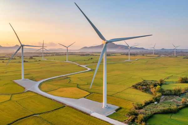 Panoramic,view,of,wind,farm,or,wind,park,,with,high